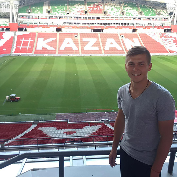 10 молодых звезд, родившихся в Москве